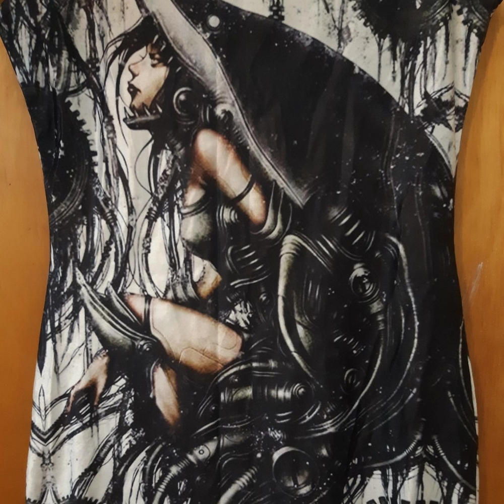 Women's Artistic Bodycon Dress - Mechatronic Shark Lady - Picture 3 of 3